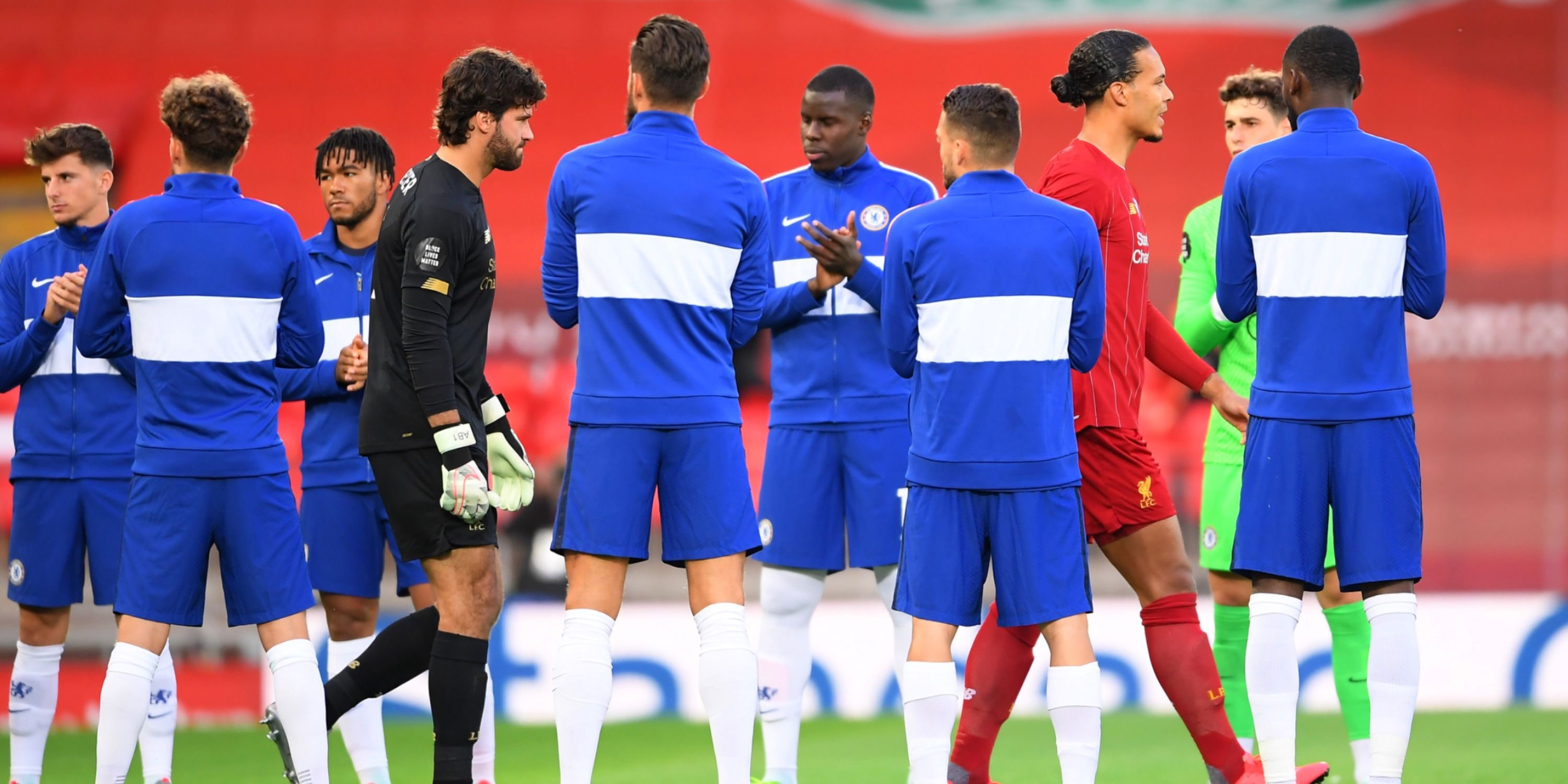 Liverpool guard of honour