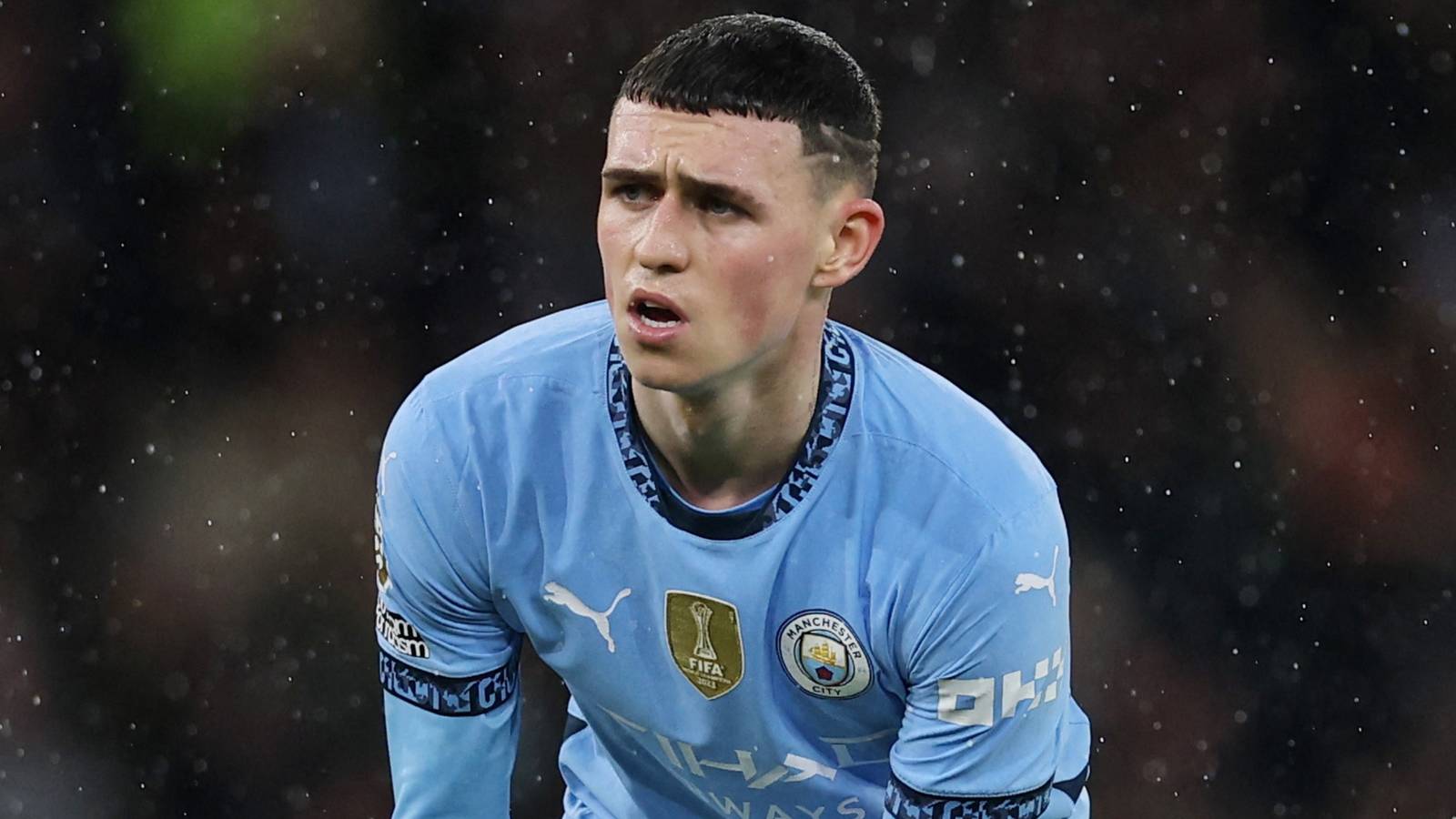 Tại sao Man Utd sẽ không bị FA phạt vì những lời lẽ xúc phạm mẹ của Phil Foden
