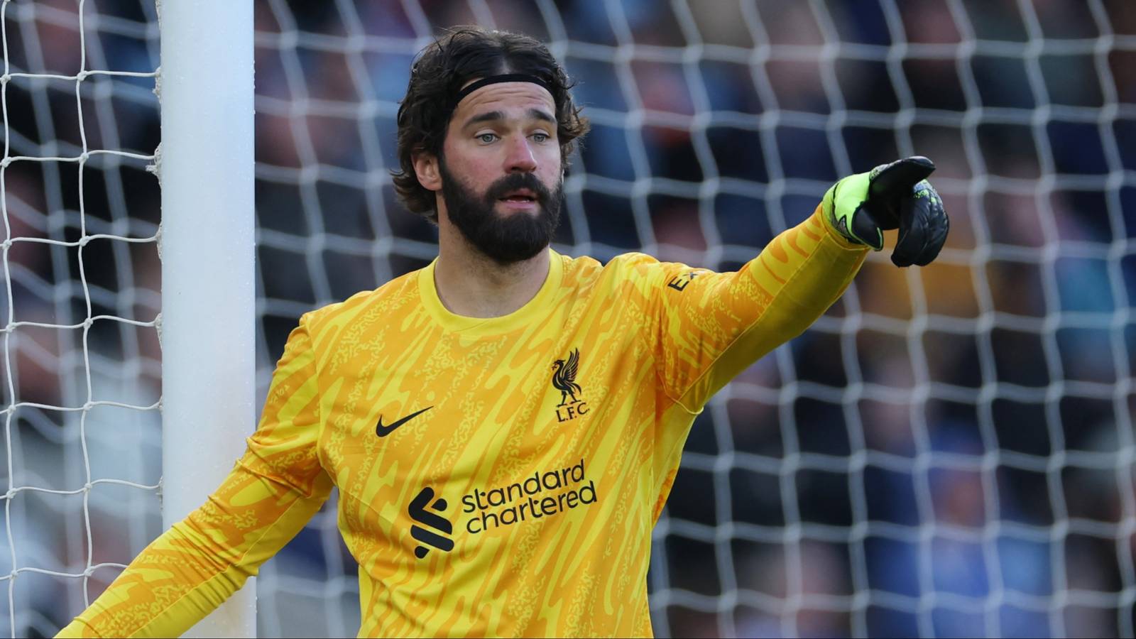 Liverpool's goalkeeper plan if Alisson leaves — photo: givemesport.com