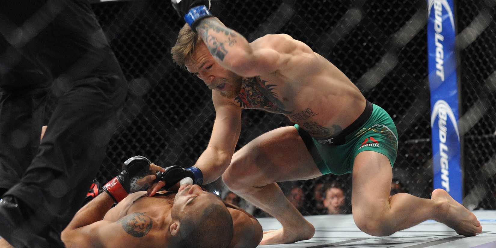 Conor McGregor knocks out Jose Aldo