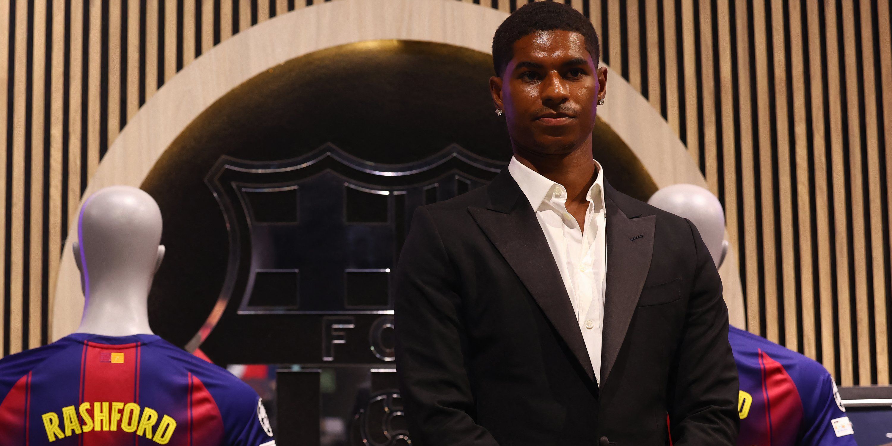 أبيض أسود صور حديثة ملصقة قبل أن يوتيوب الصورة المصغرة-2025-07-25T0733324.529