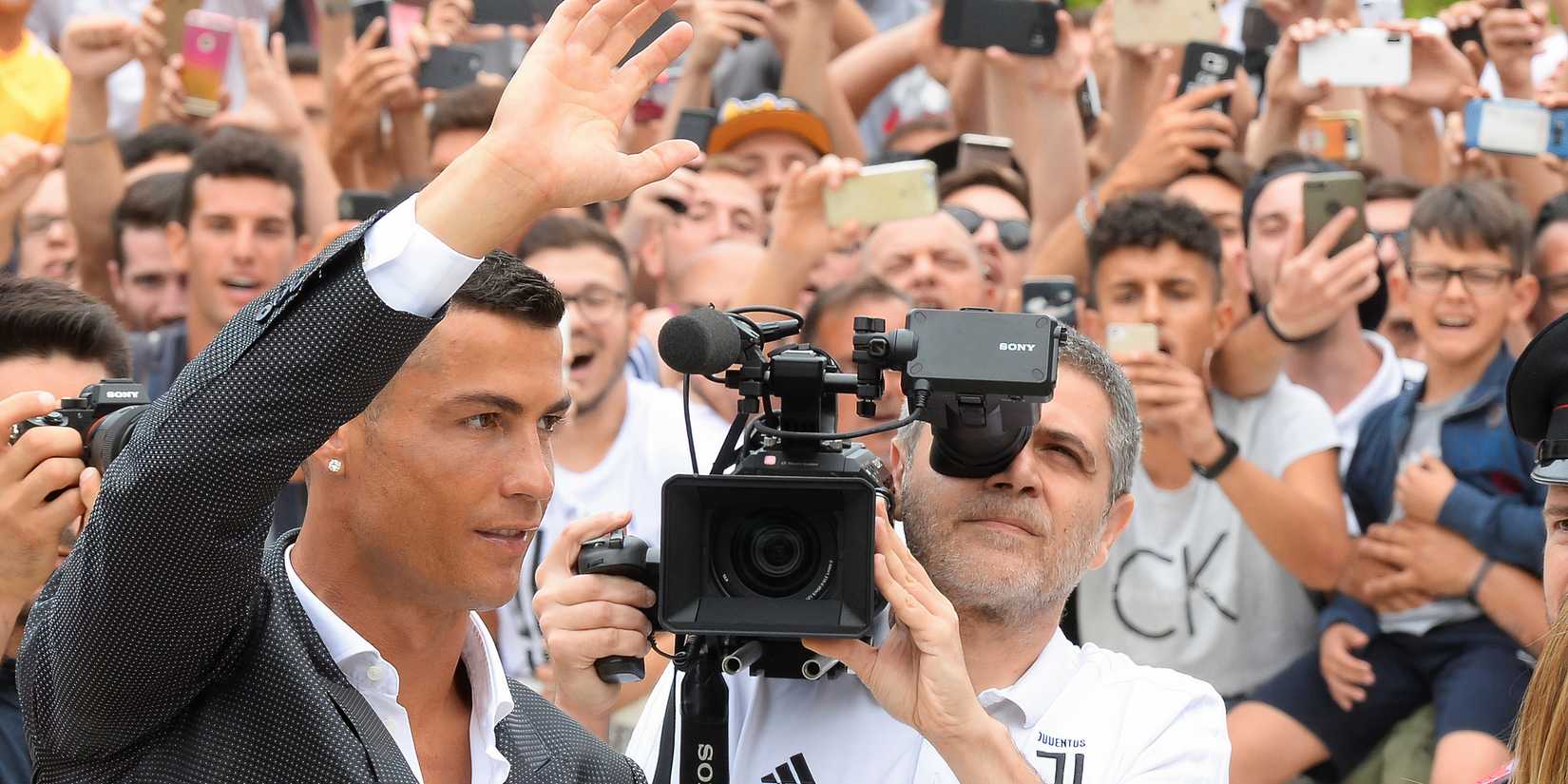 White Black Modern Photo Collage Before After Youtube Thumbnail - 2025-07-31T125002.024