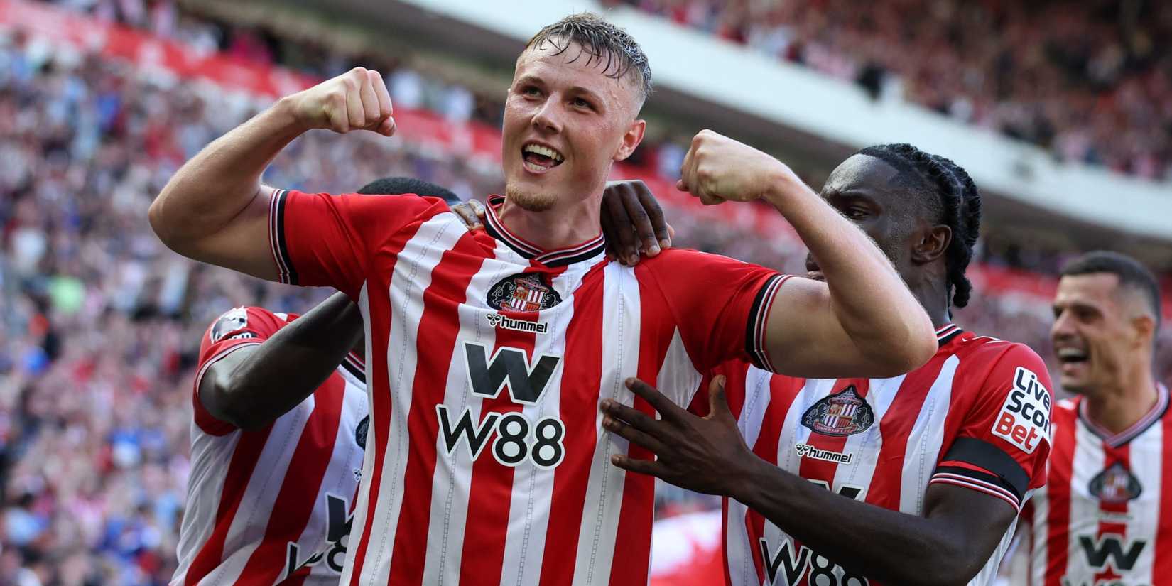 Sunderland's Daniel Ballard celebrates scoring vs West Ham