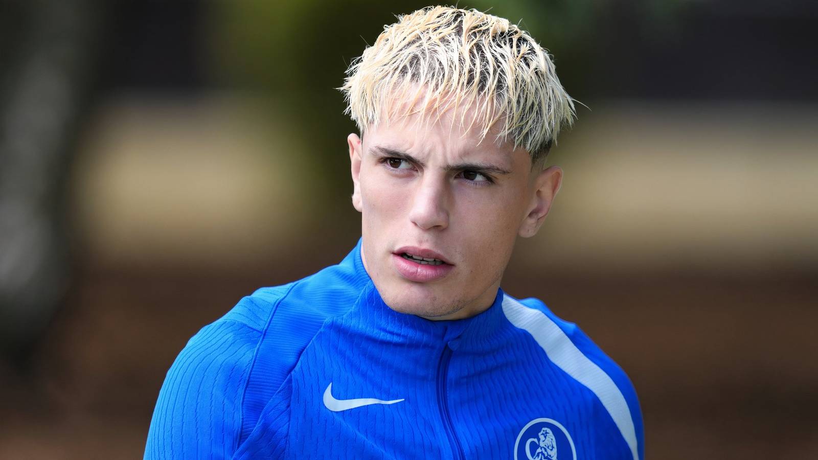 Why Is Man Utd Star Facing Backlash Over Shirt Swap with Chelsea's Garnacho?