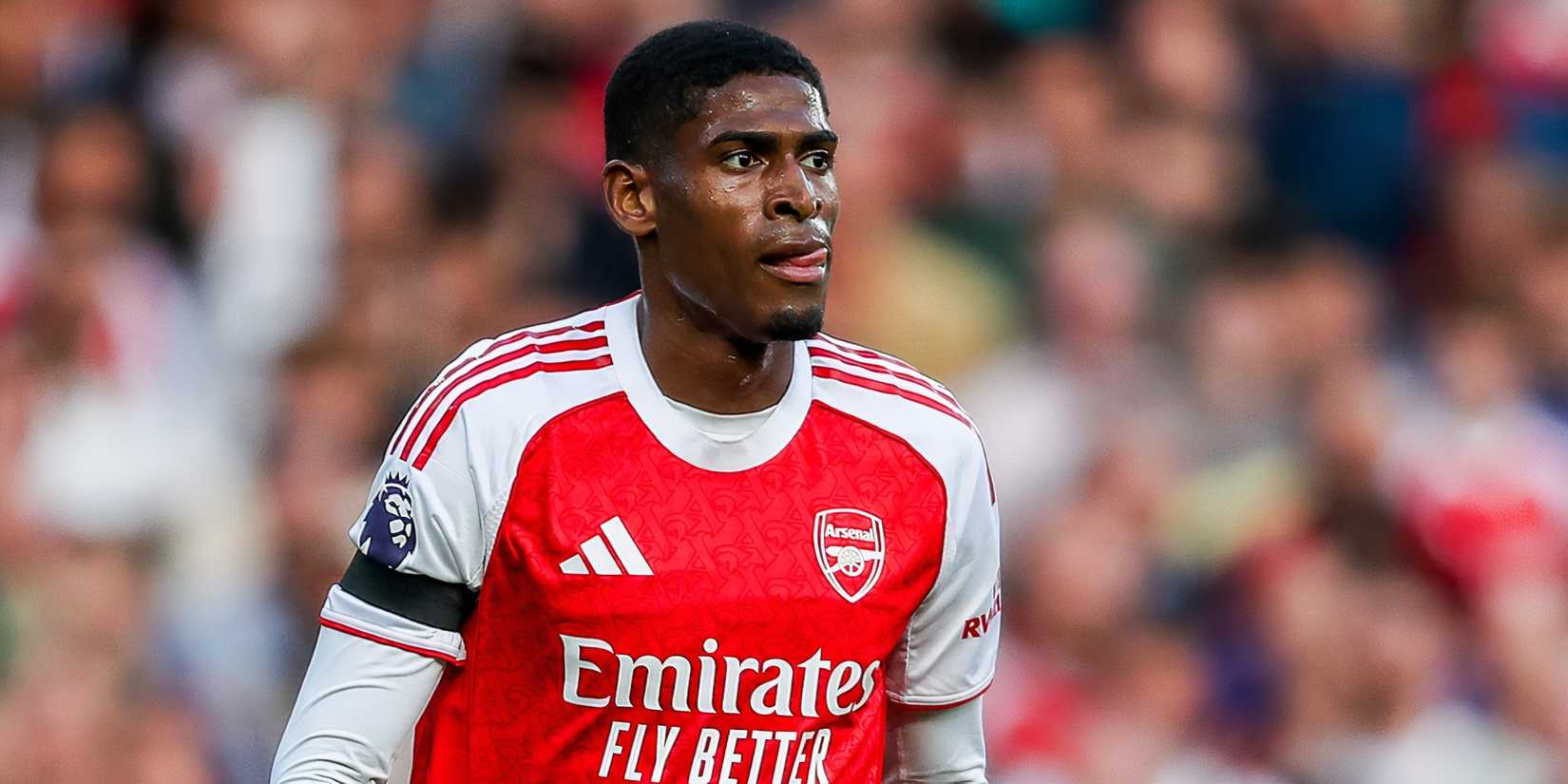 Cristhian Mosquera in action for Arsenal