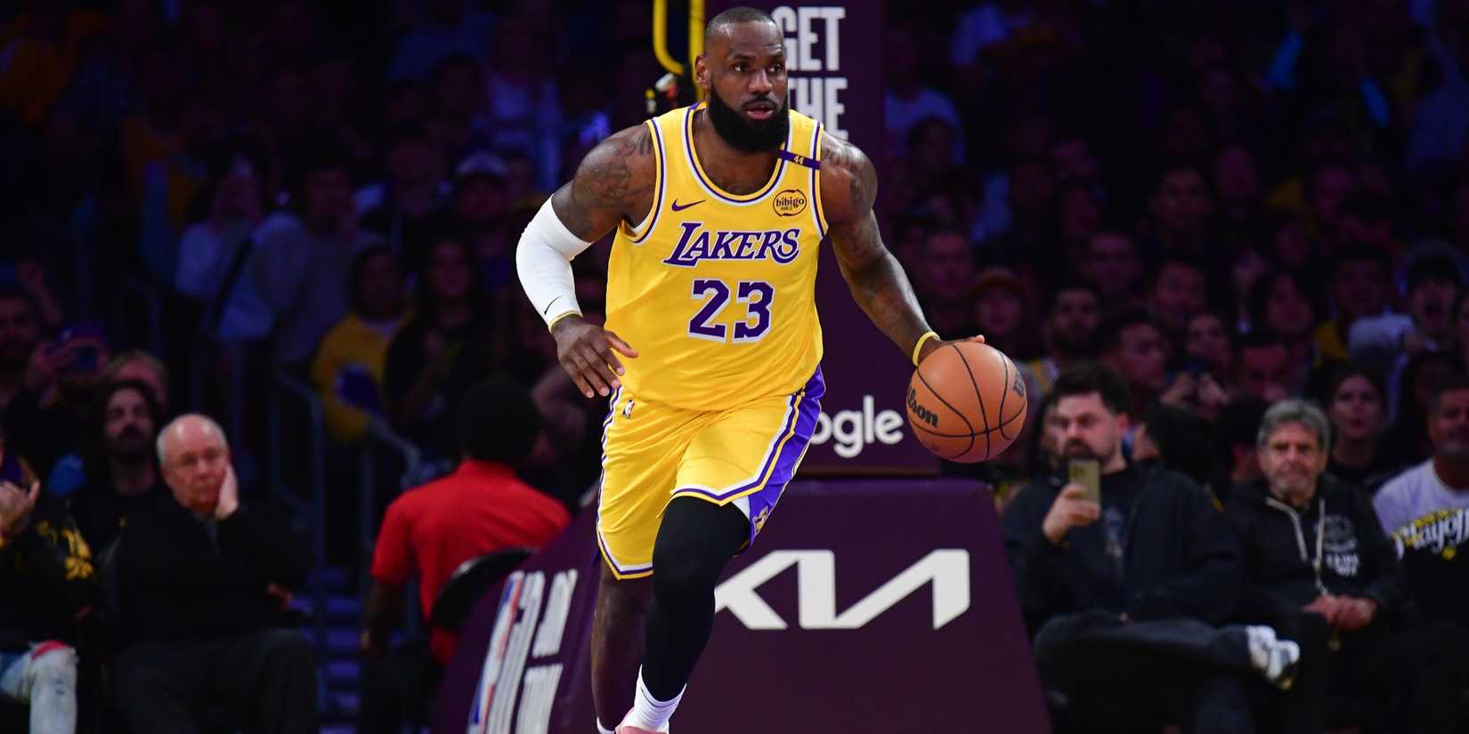 LeBron James-3