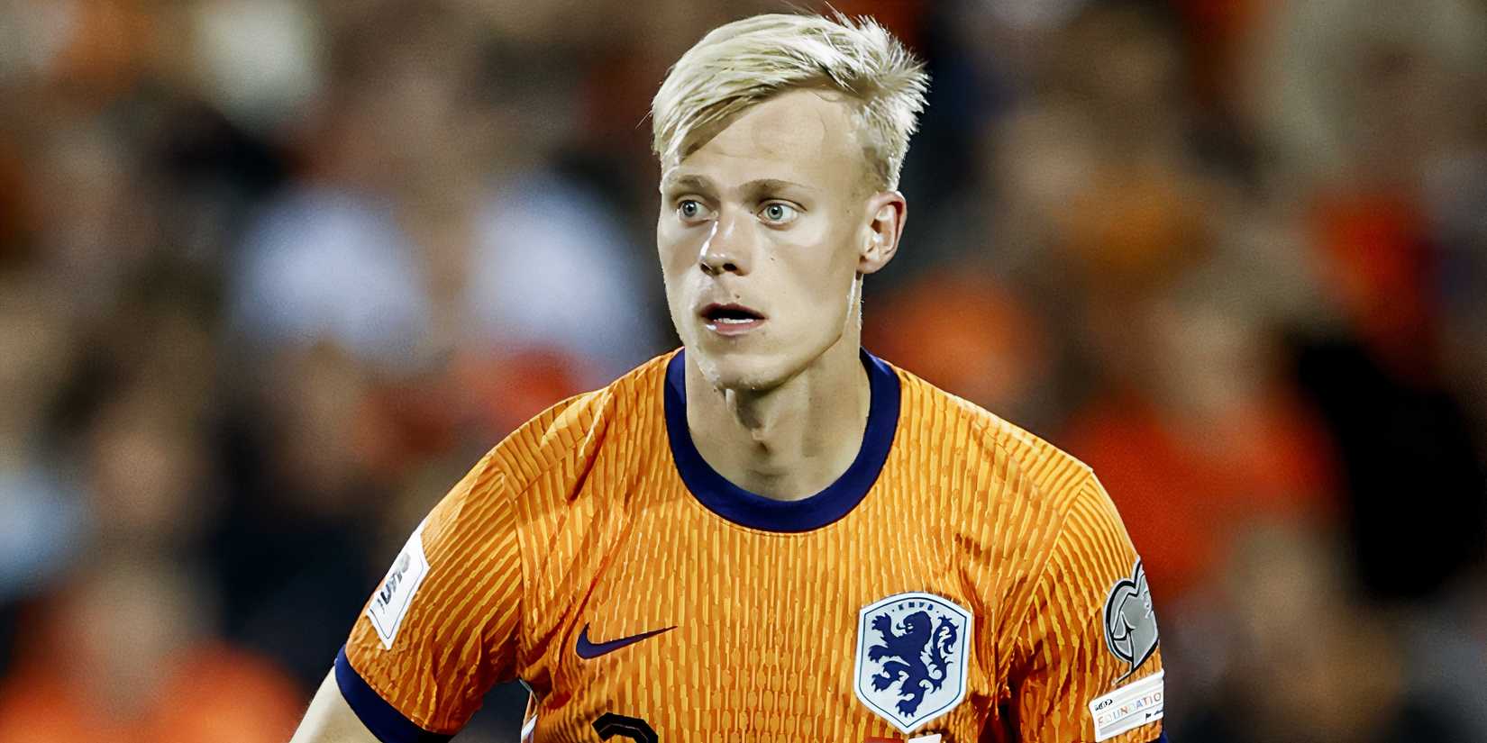 Jan Paul van Hecke in action for the Netherlands