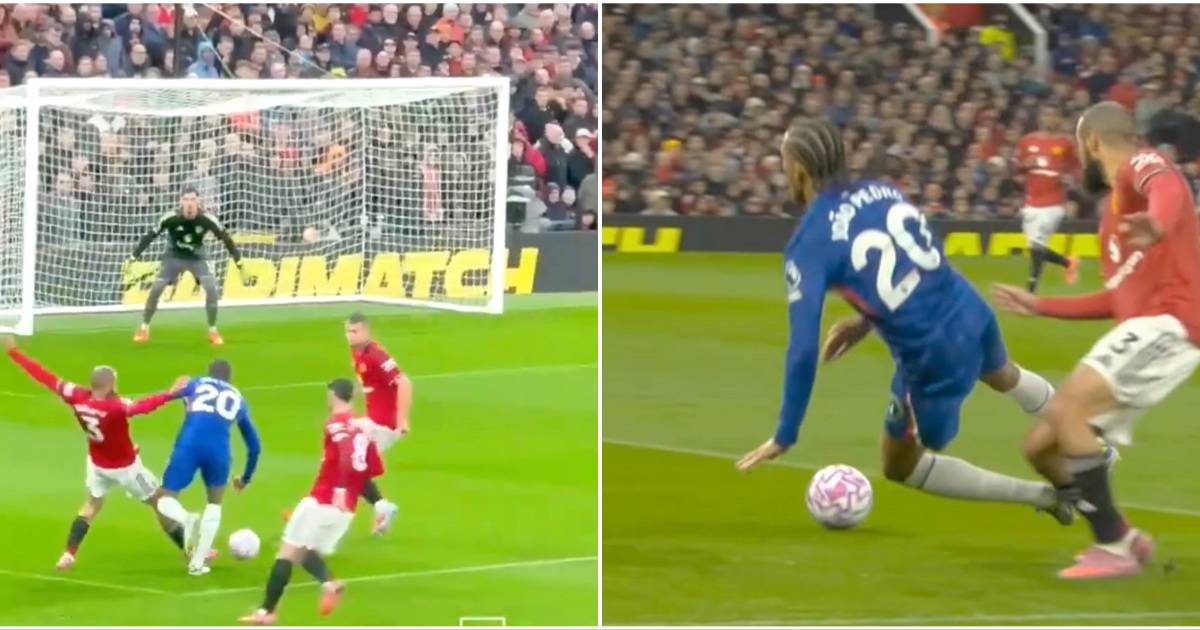 Did the Referee Get It Wrong? Ex-Official Weighs in on Chelsea's Penalty Controversy Against Man Utd