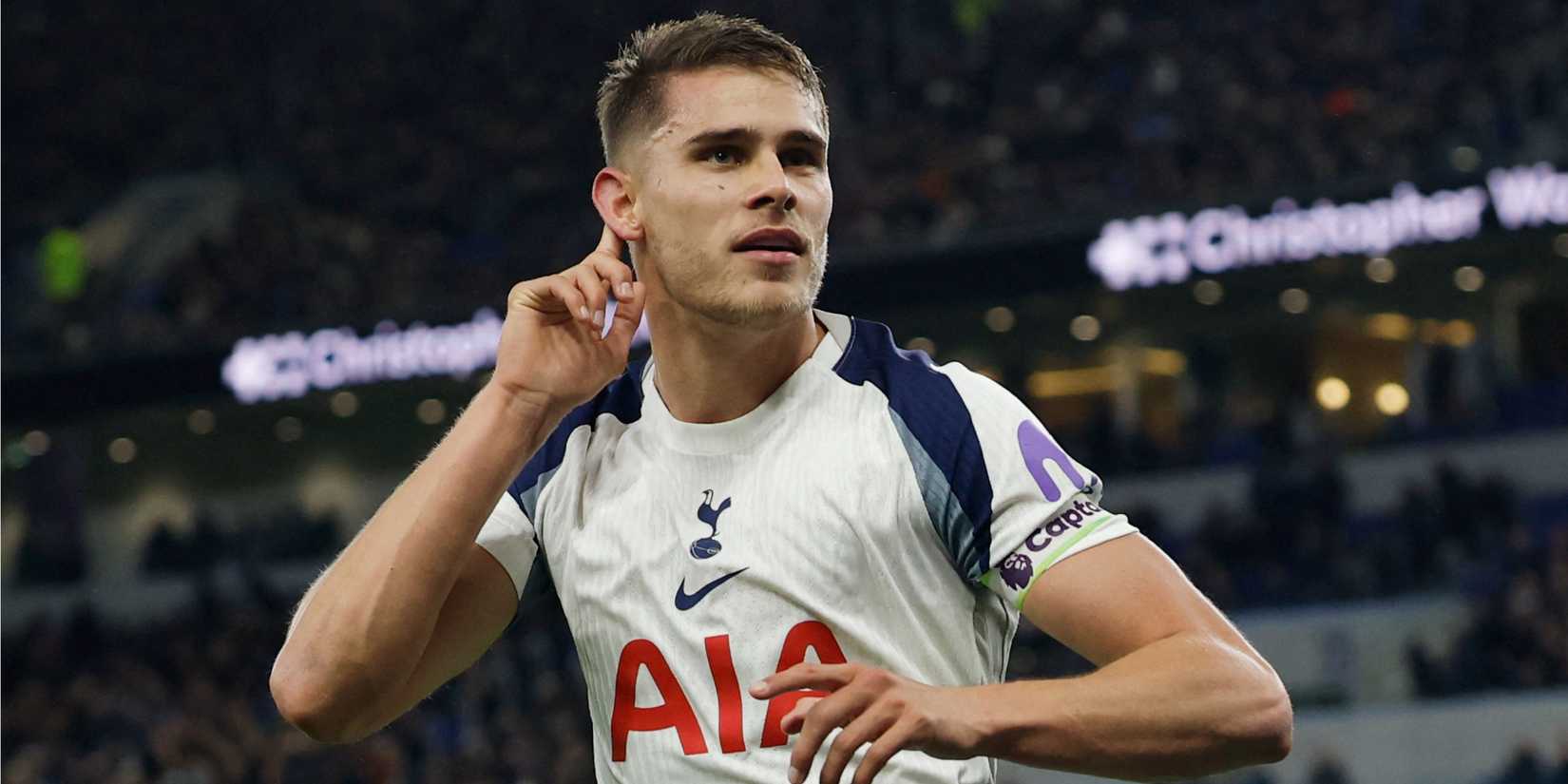 Micky van de Ven celebrating after scoring for Tottenham against Everton in the Premier League