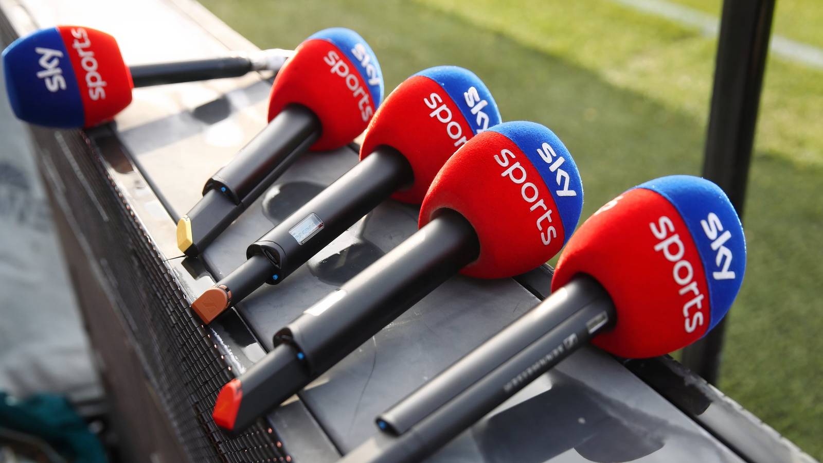 Premier League clubs face financial setback over illegal streaming