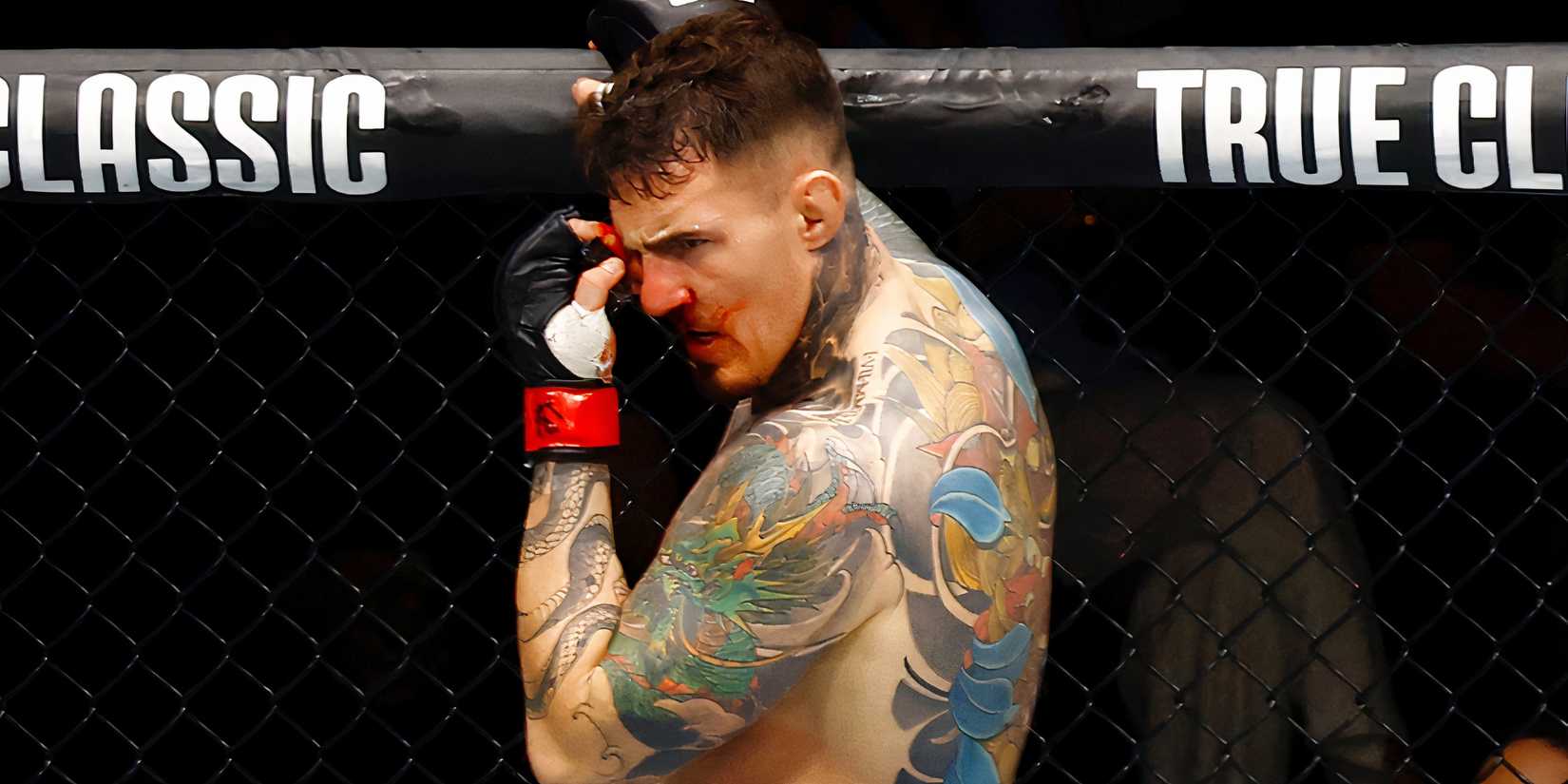 Tom Aspinall poked in the eye at UFC 321