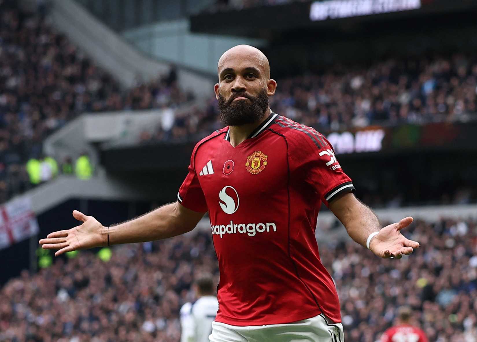 Bryan Mbeumo celebrates for Manchester United