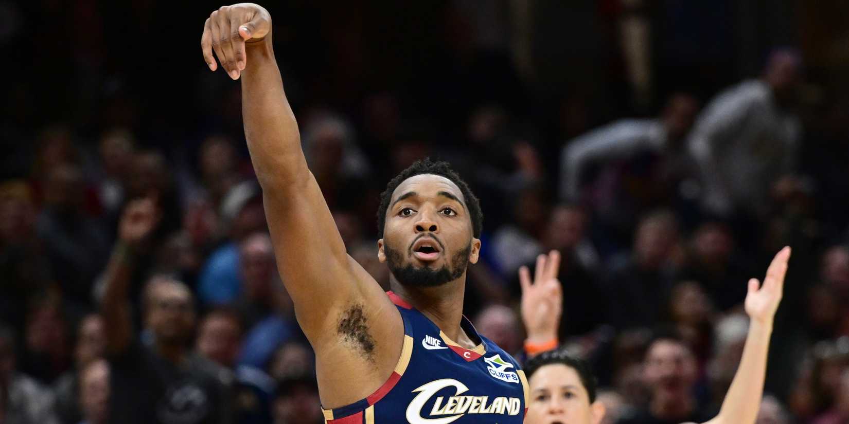 Donovan Mitchell-1