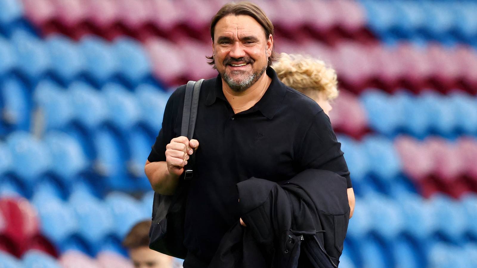 Leeds United manager Daniel Farke happy on walk into stadium
