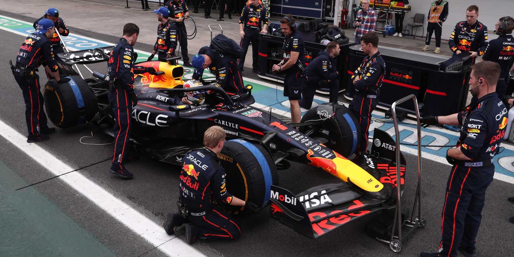 Max Verstappen pitstop