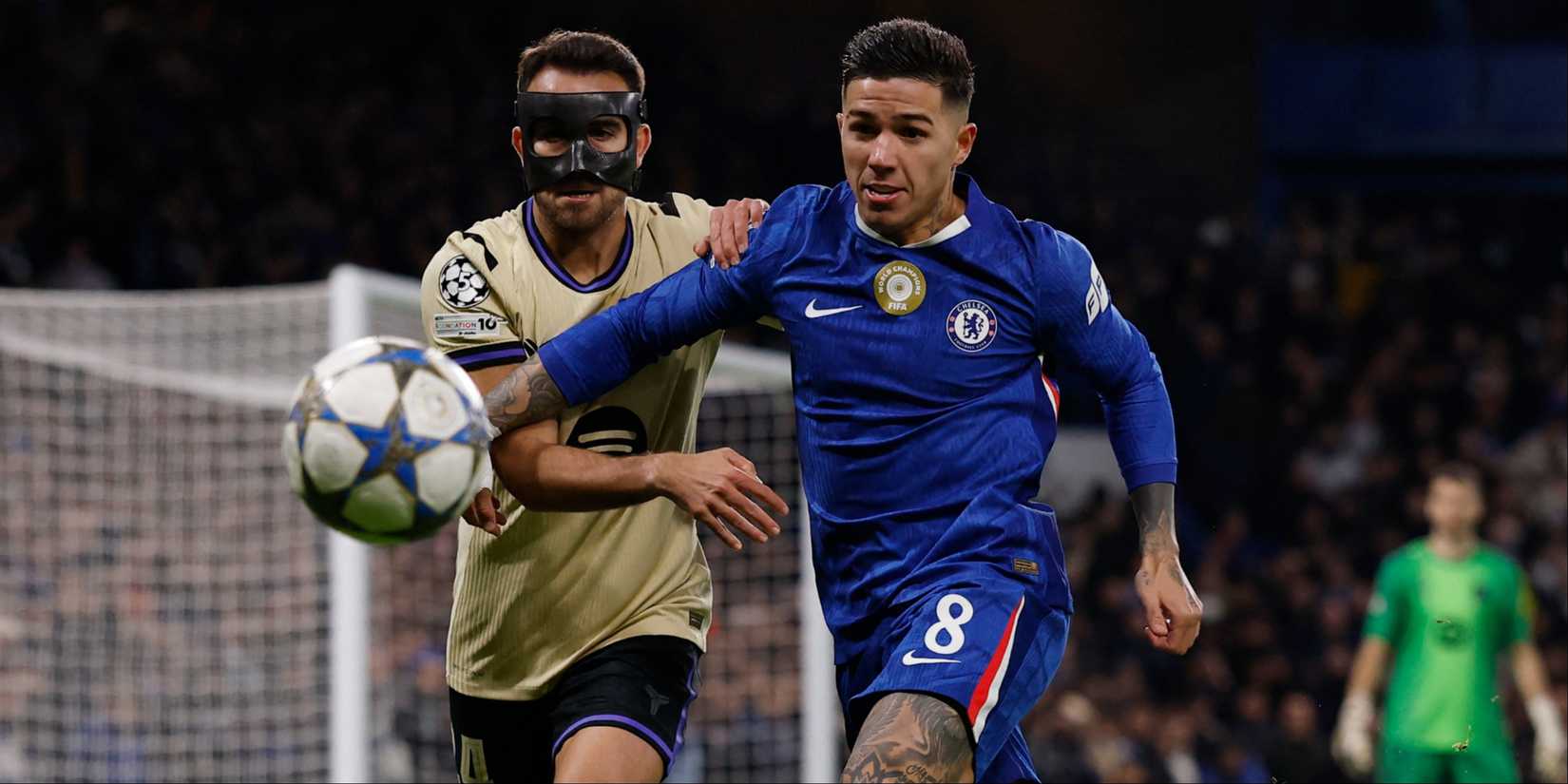 Enzo Fernandez vs Barcelona