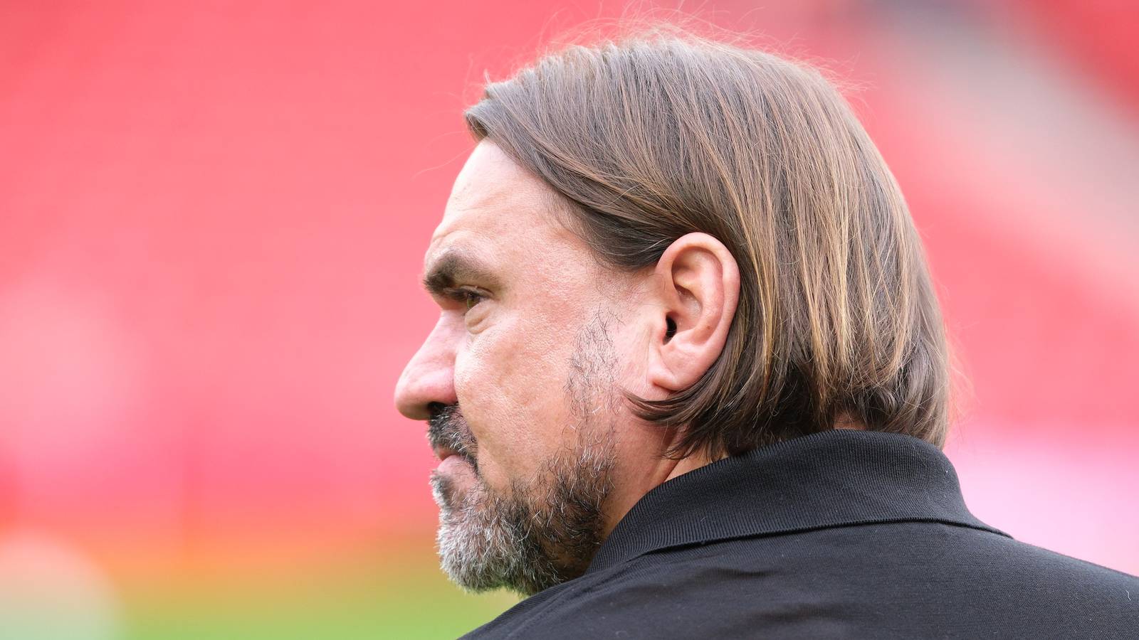 Leeds Urged to Go All-Out for Liverpool's Harvey Elliott