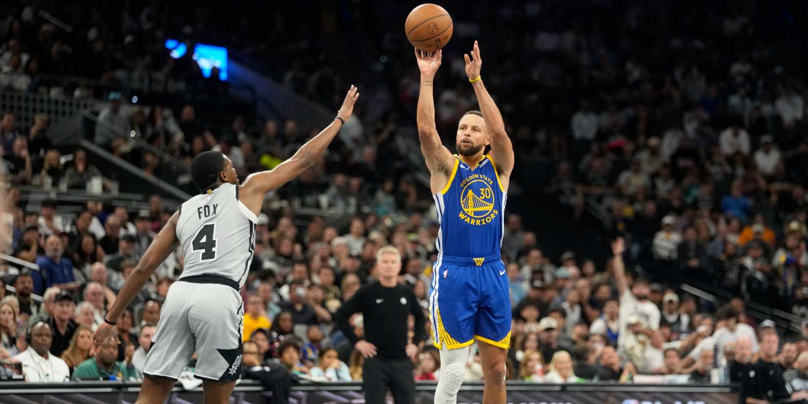 Since the NBA season starts soon, and continues into season 7 of fortnite,  can we get this as a loading screen? : r/FortNiteBR, image size:1650x825