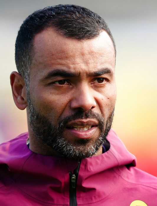 15 Best England Strikers in Football History (Ranked)