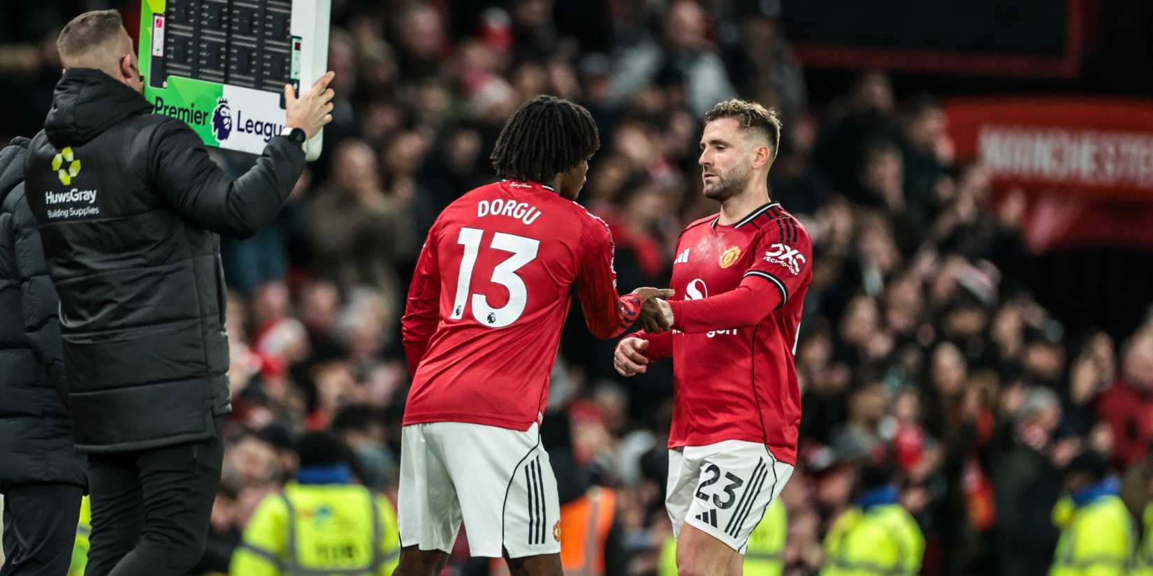Patrick Dorgu of Manchester United is substituted on for Luke Shaw of Manchester United