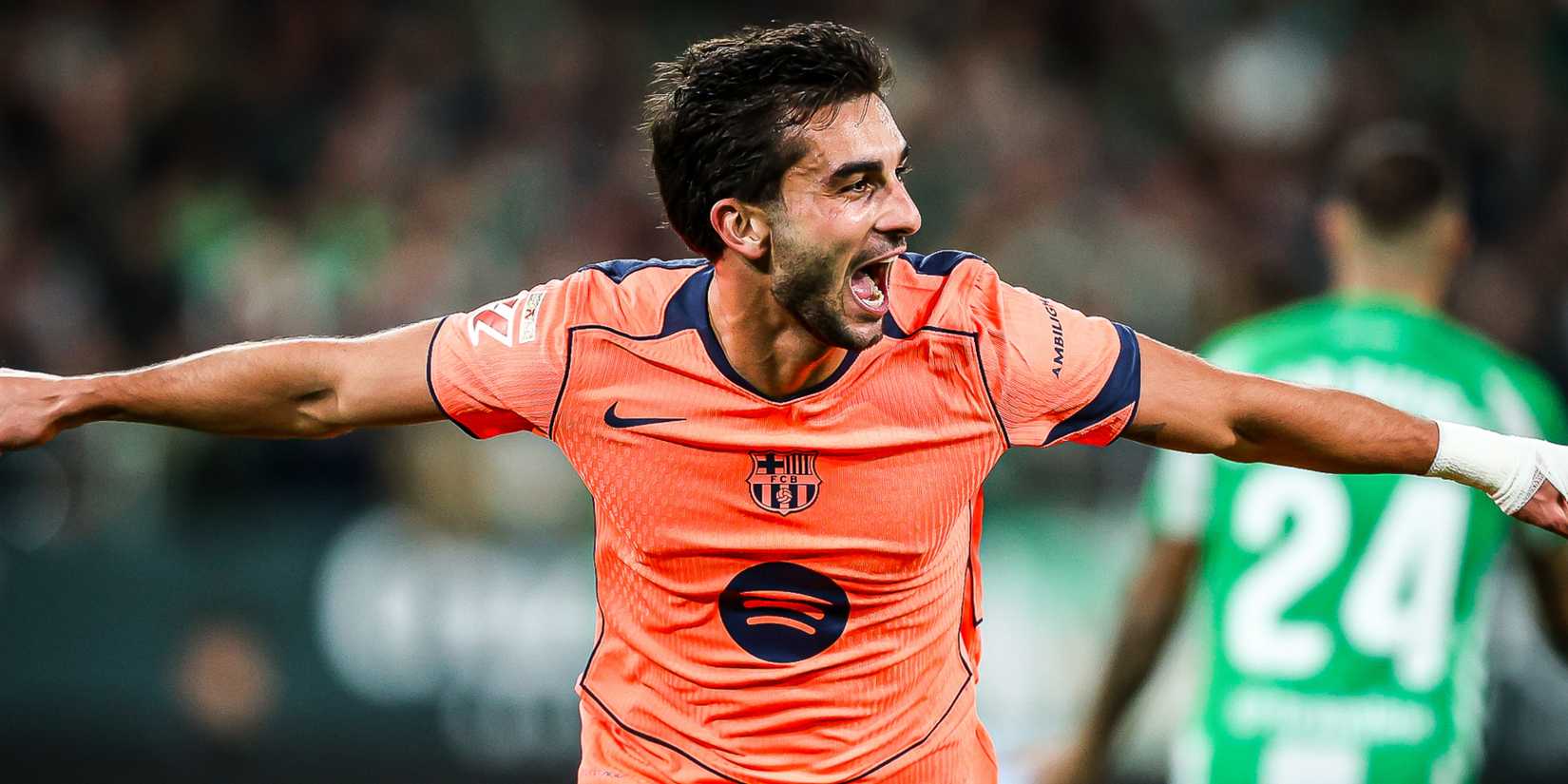 MixCollage-15-Dec-2025-11-51-AM-7780