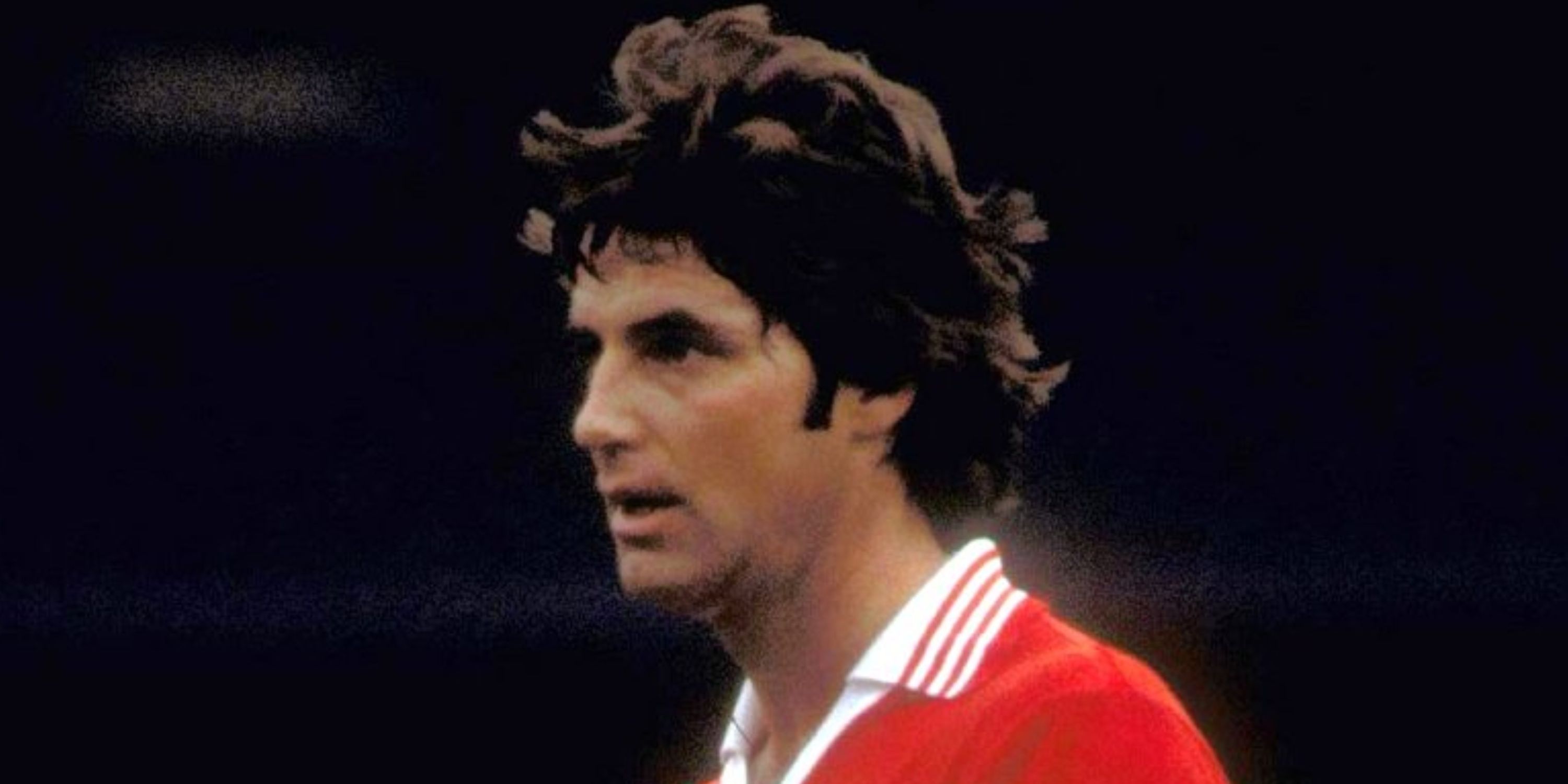 Martin Buchan looks on for Manchester United in 1979/80 