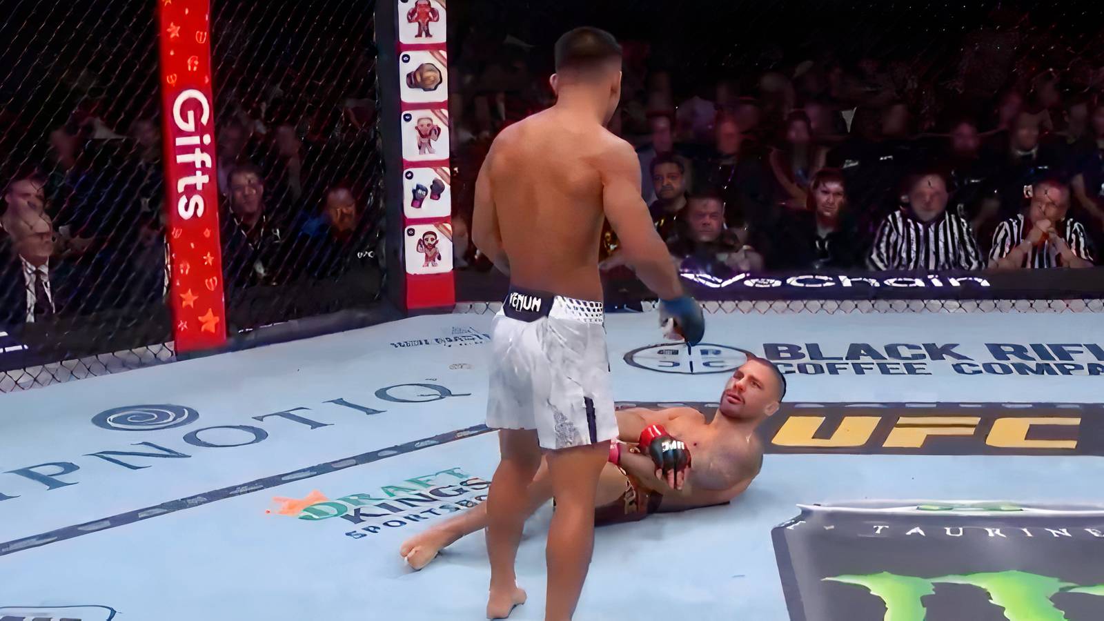 UFC 323: Alexandre Pantoja Loses Title After 26 Seconds Due to Injury