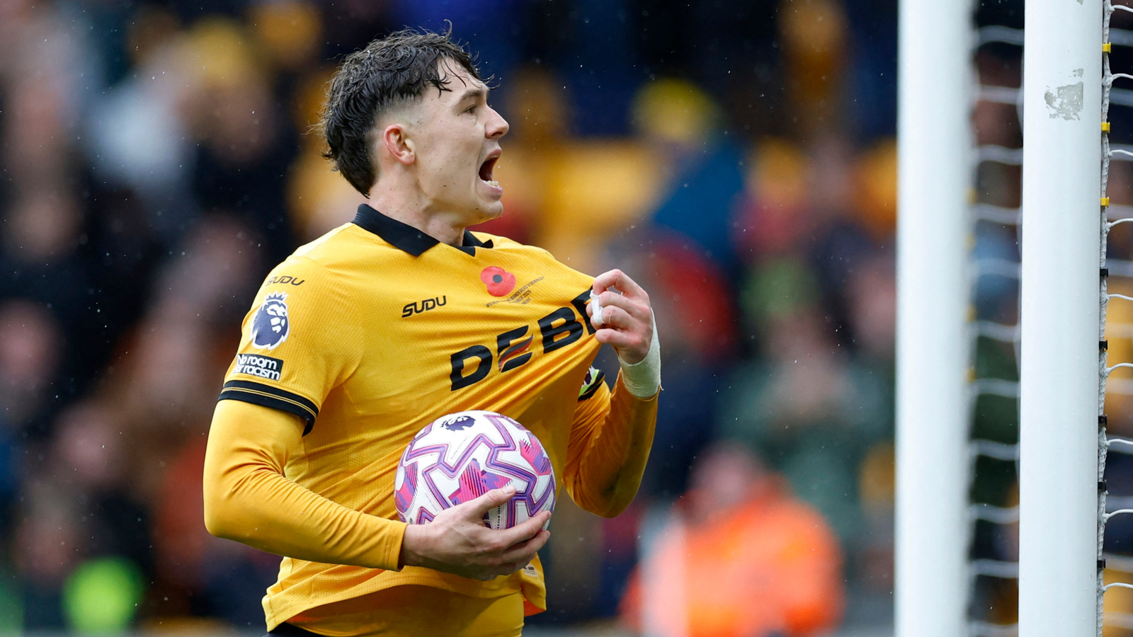 Sky Sports: Leeds Remain Keen on Signing Jorgen Strand Larsen Before Deadline