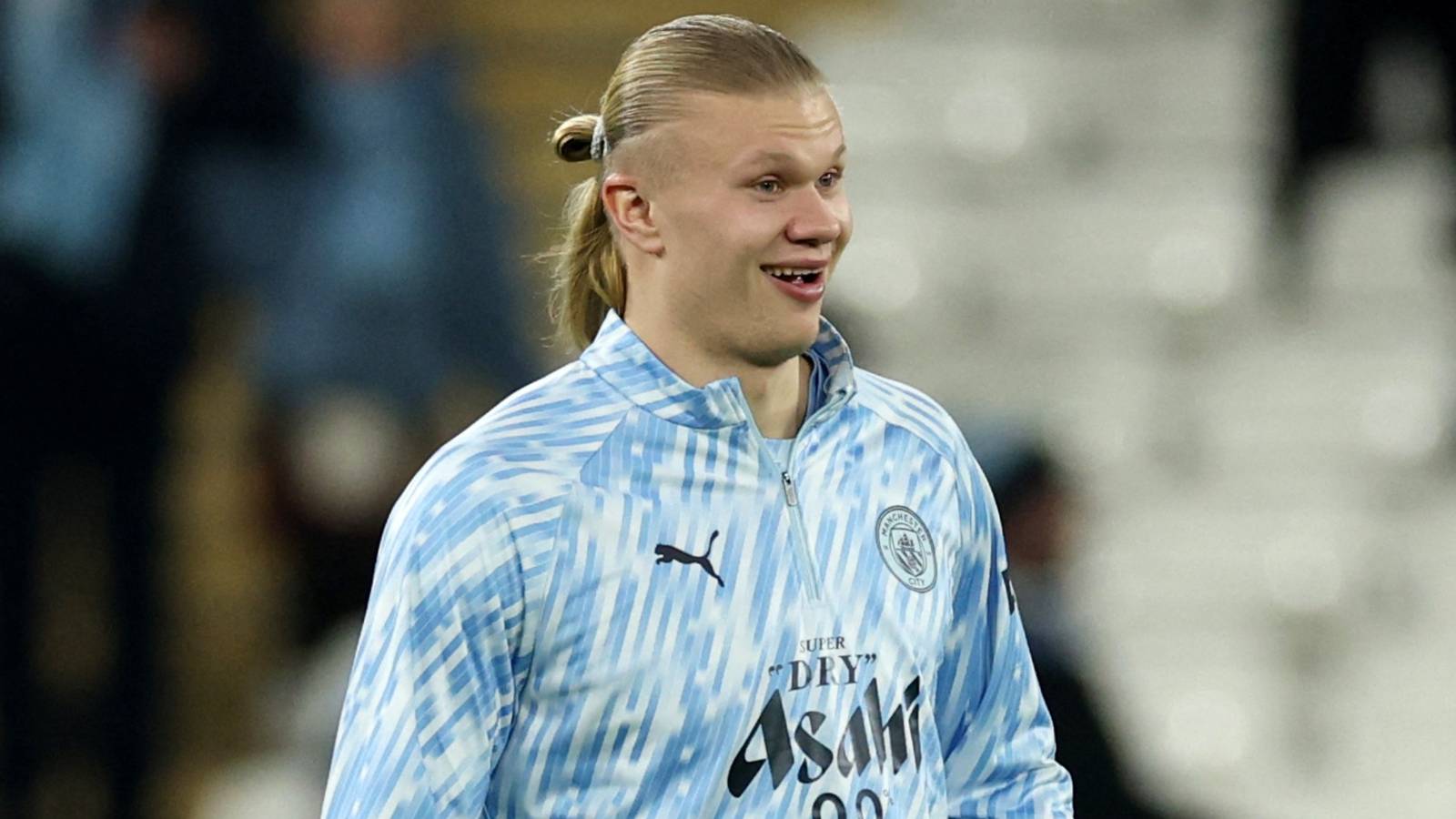 Haaland links up with Khabib—and fans spot a City message 👀