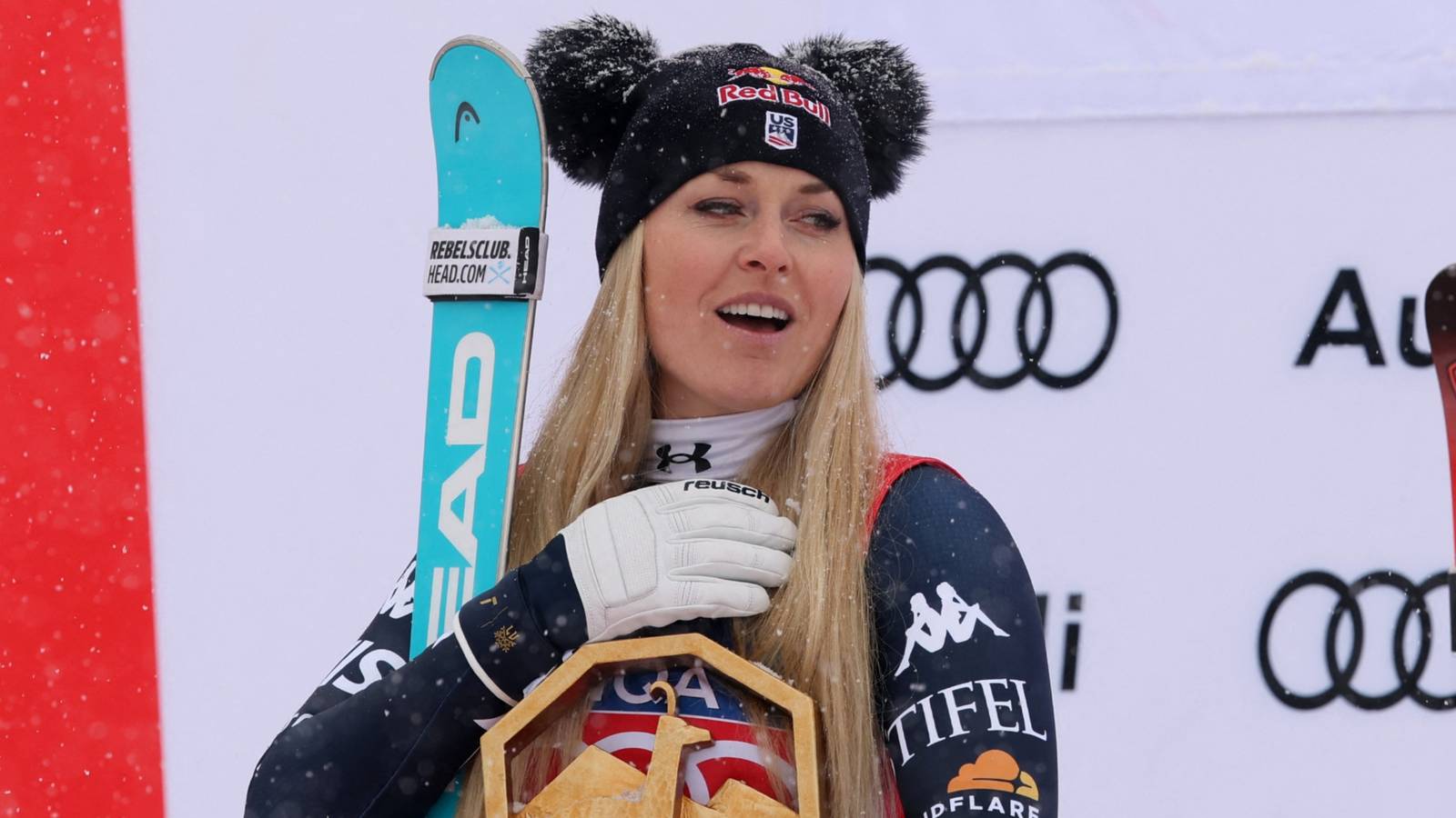 Lindsey Vonn Airlifted to Hospital After Crashing Out of Winter Olympics