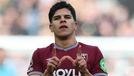 West Ham United's Mateus Fernandes celebrates scoring vs Sunderland