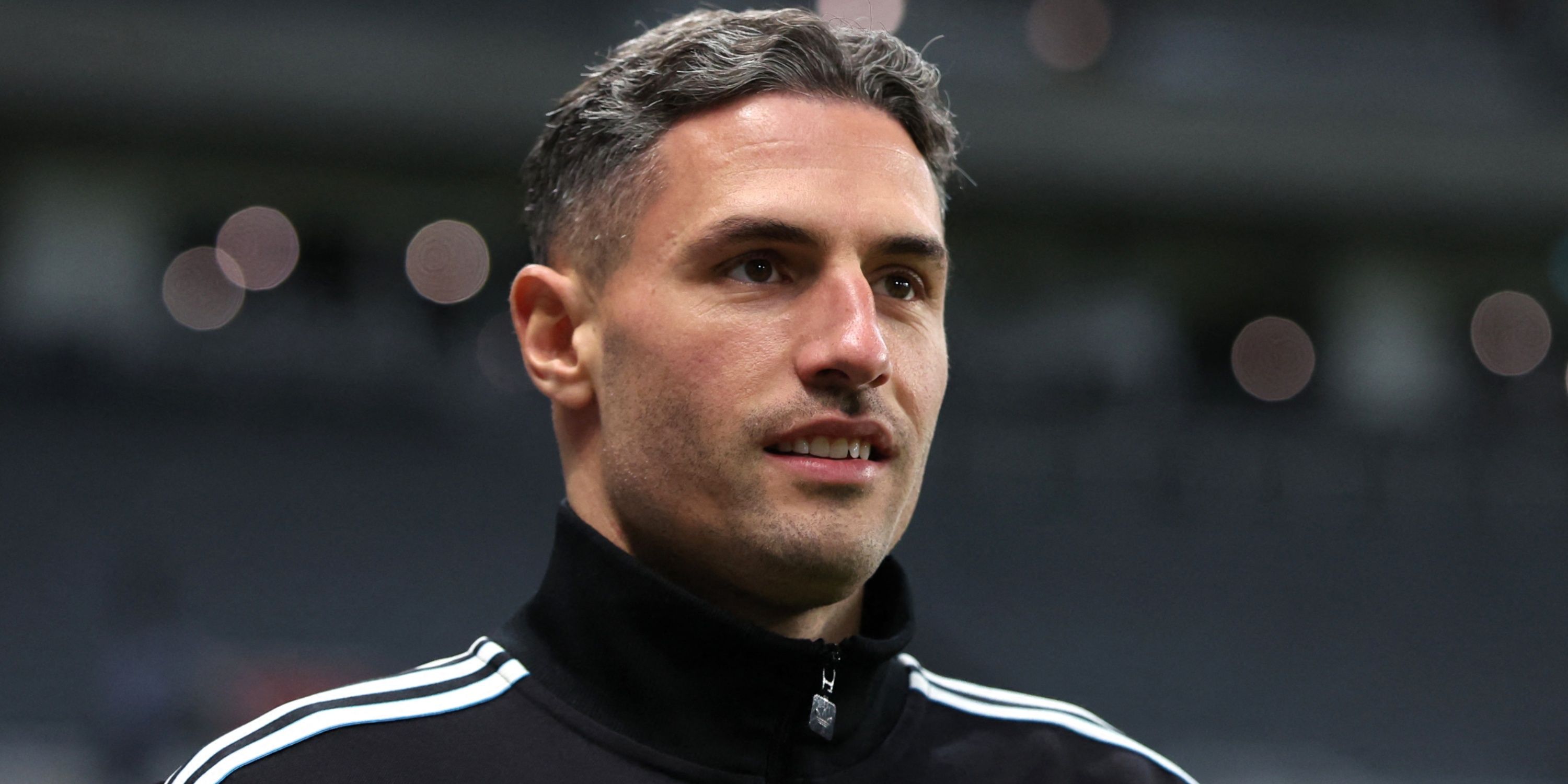 Newcastle United's Fabian Schar arrives inside the stadium