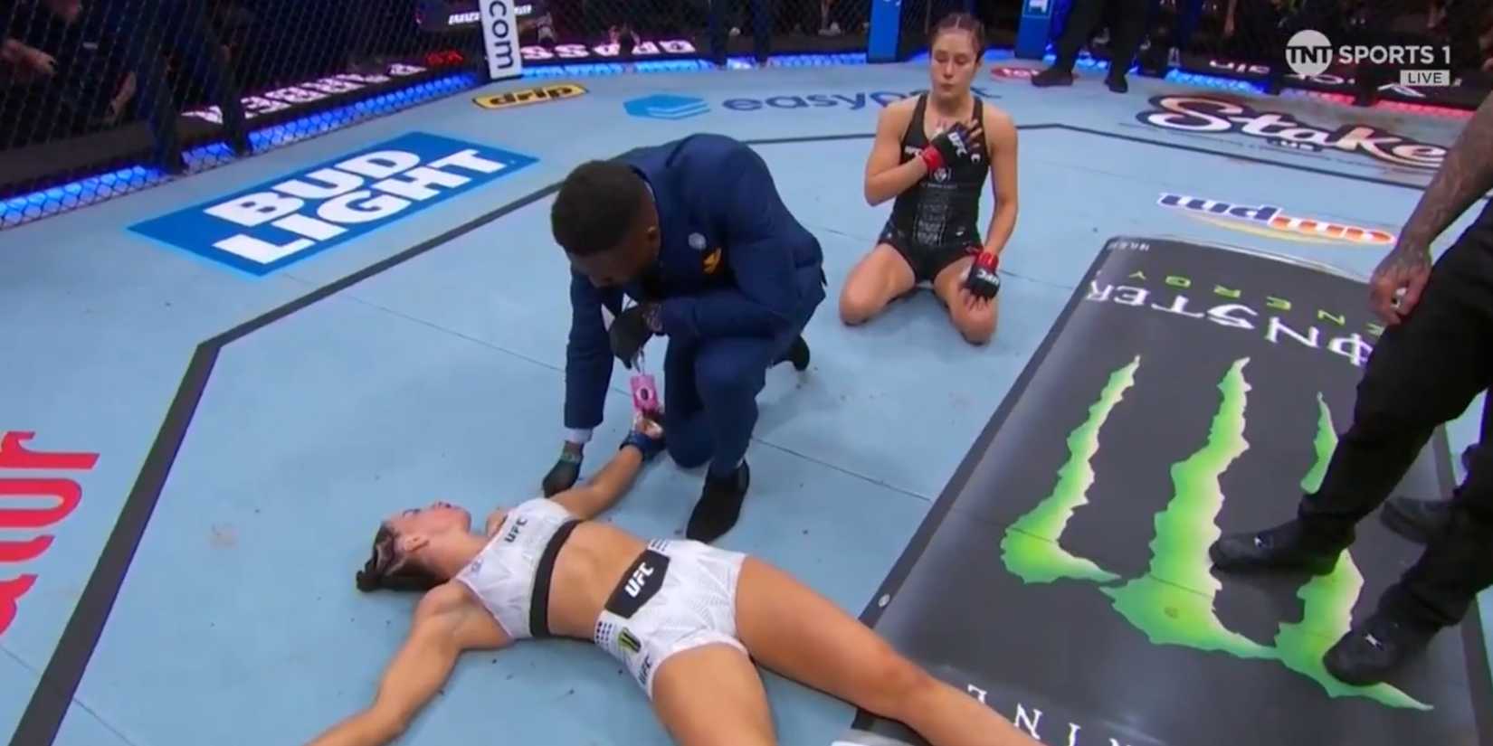 Maycee Barber vs Alexa Grasso