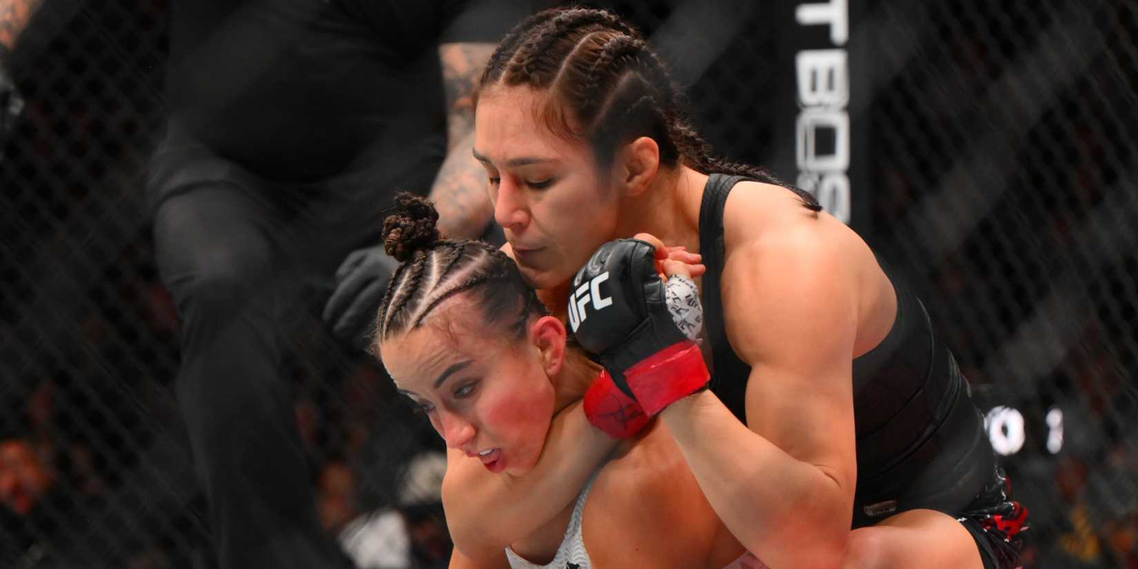Alexa Grasso vs Maycee Barber