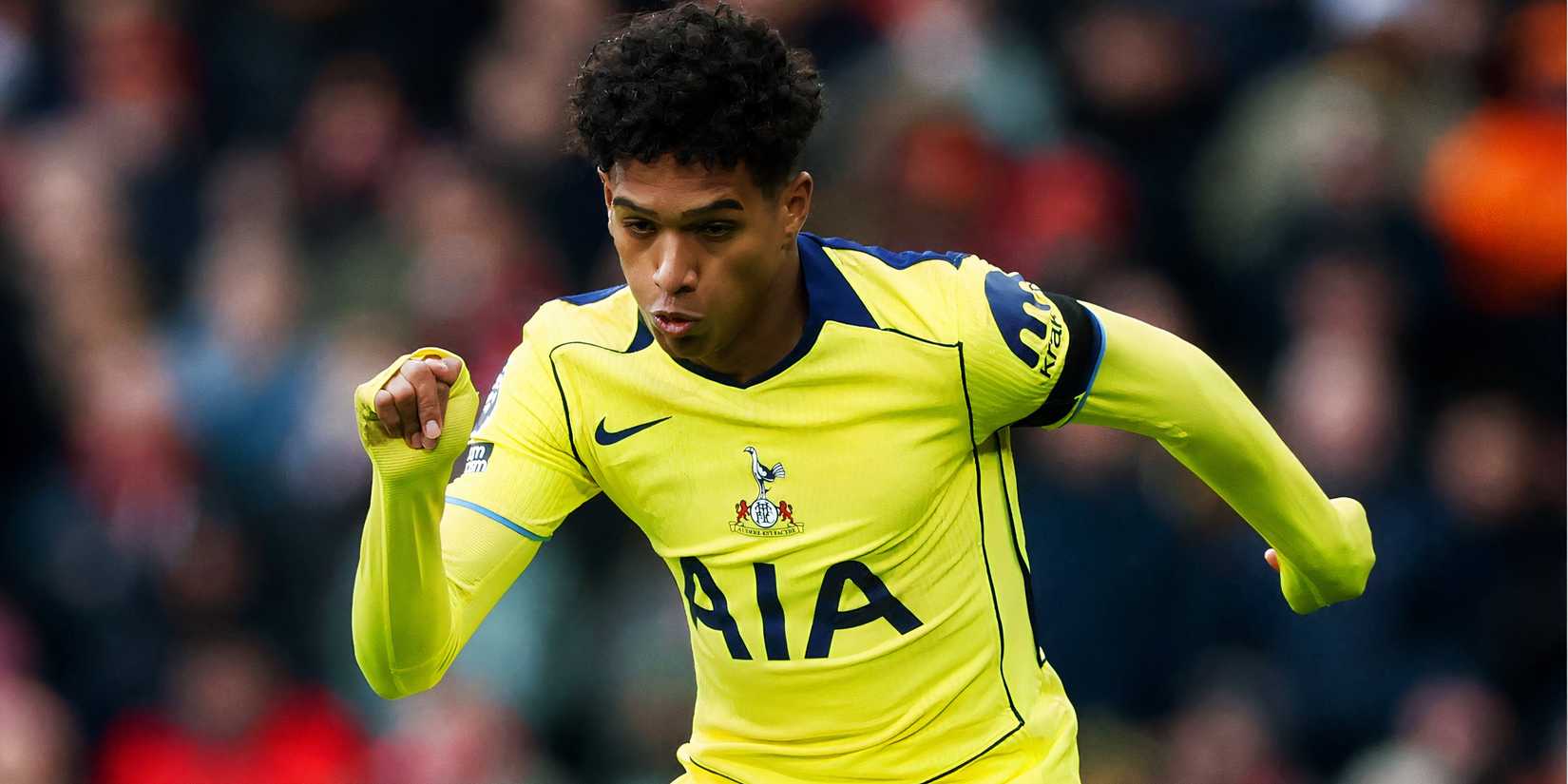 Souza in action for Spurs