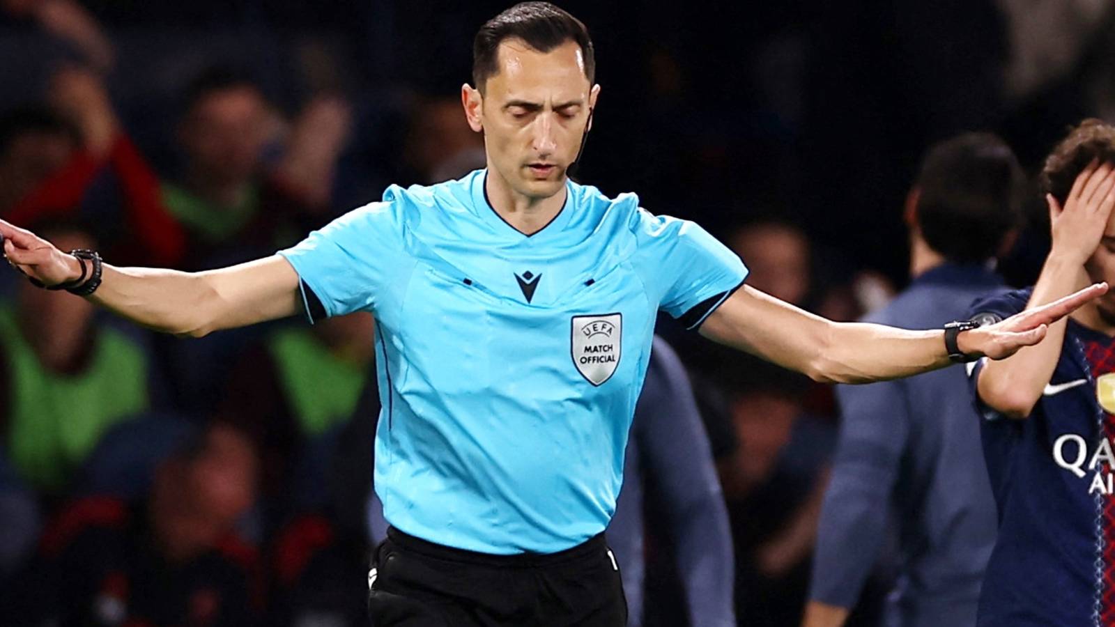 Keith Hackett Casts Verdict on Ibrahima Konate Incident During PSG 2-0 Liverpool