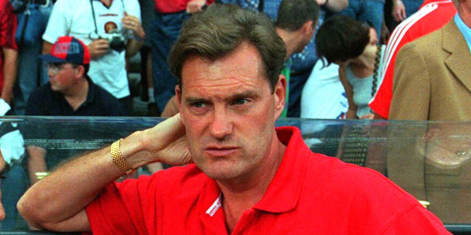 England coach Glenn Hoddle looks at his team