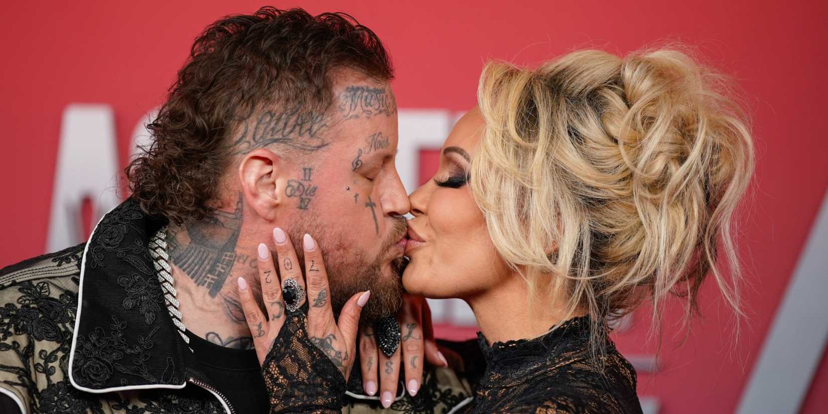 Jelly Roll and his wife