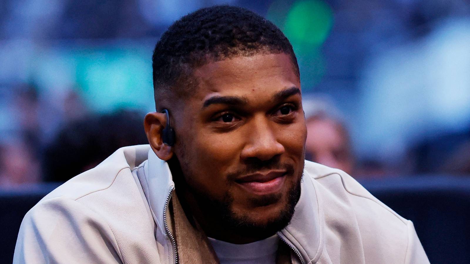 Anthony Joshua's Strong Verdict on Oleksandr Usyk's Stoppage of Rico ...