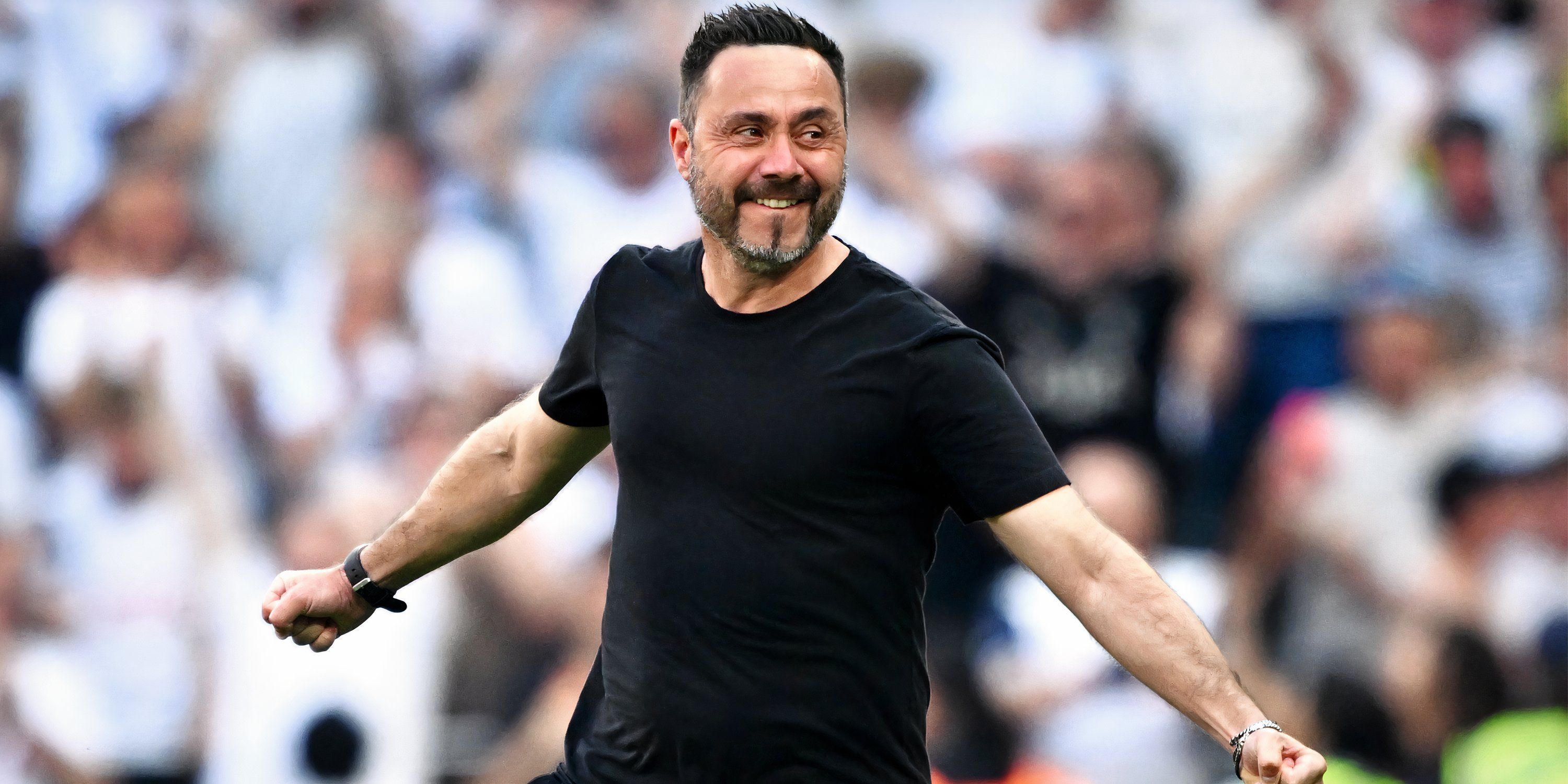 Roebrto De Zerbi celebrates Spurs' win over Everton