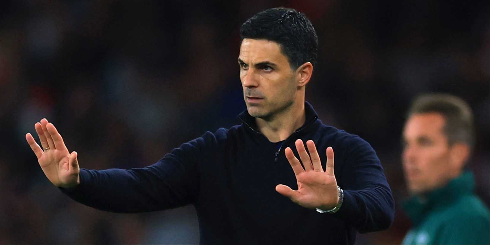 Arsenal manager Mikel Arteta puts his arms out in defence