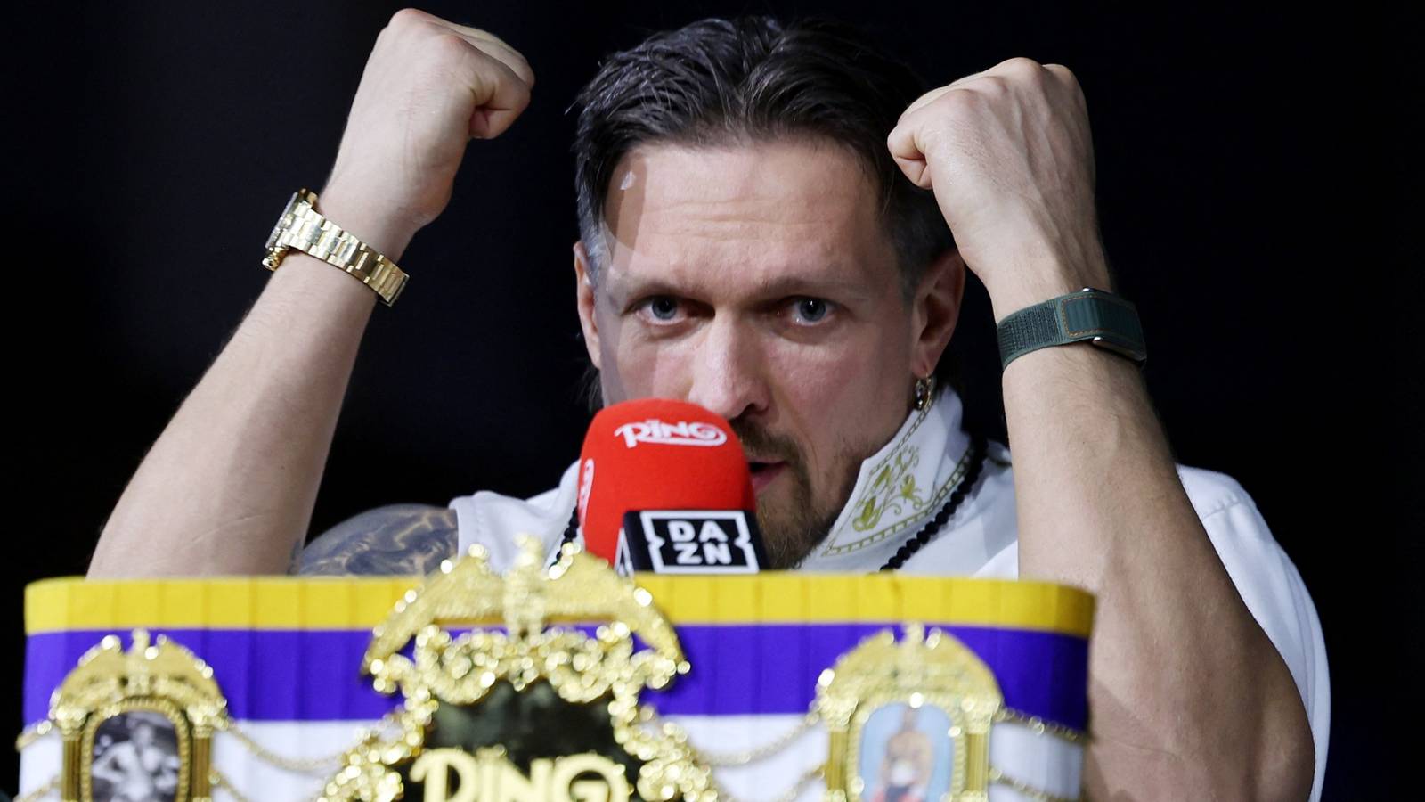 Oleksandr Usyk Defeats Rico Verhoeven Via Controversial Stoppage
