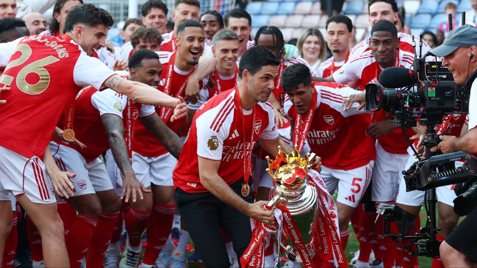 Premier League Fans Predict the Final 2026-27 Table