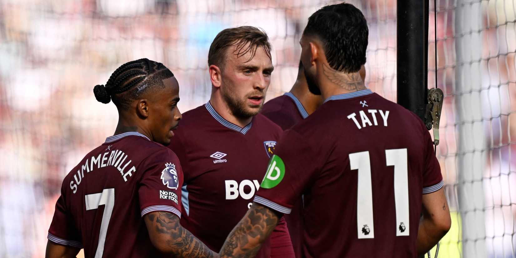 West Ham players, including Jarrod Bowen 