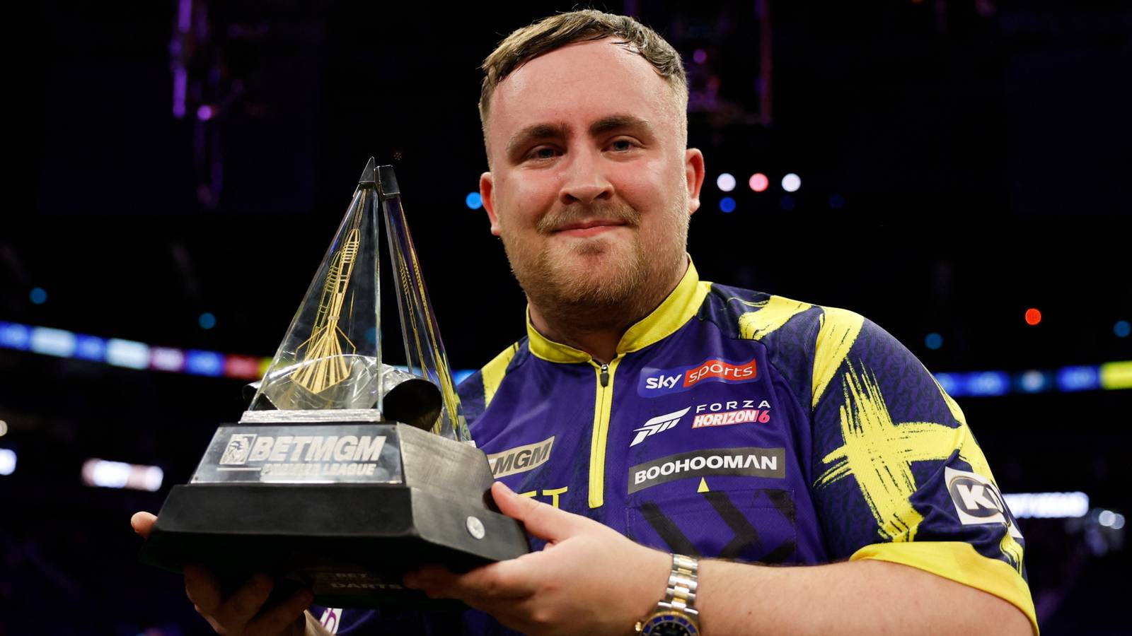 Teenage Darts Star Sends Message To Luke Littler Ahead Of Netflix Showdown