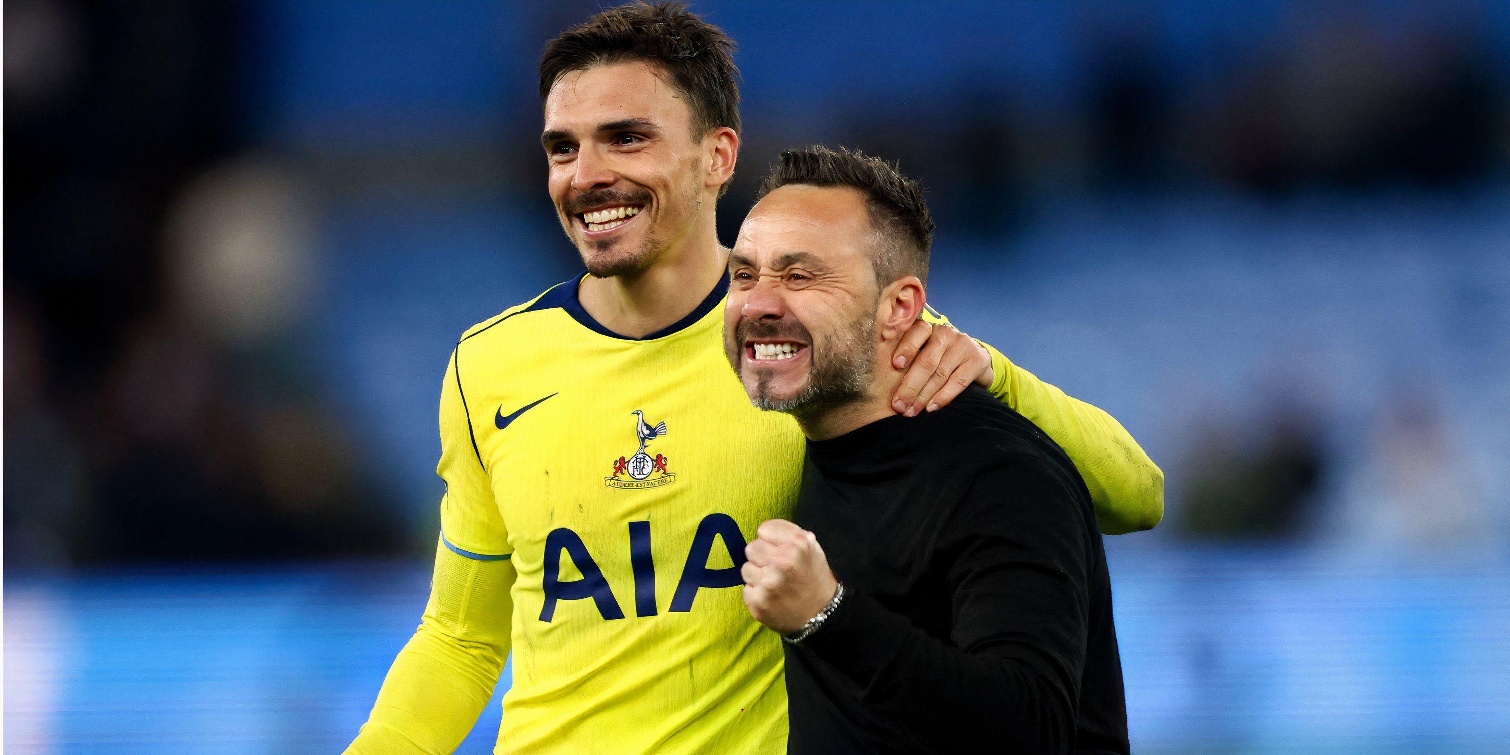 Joao Palhinha celebrates with Roberto De Zerbi