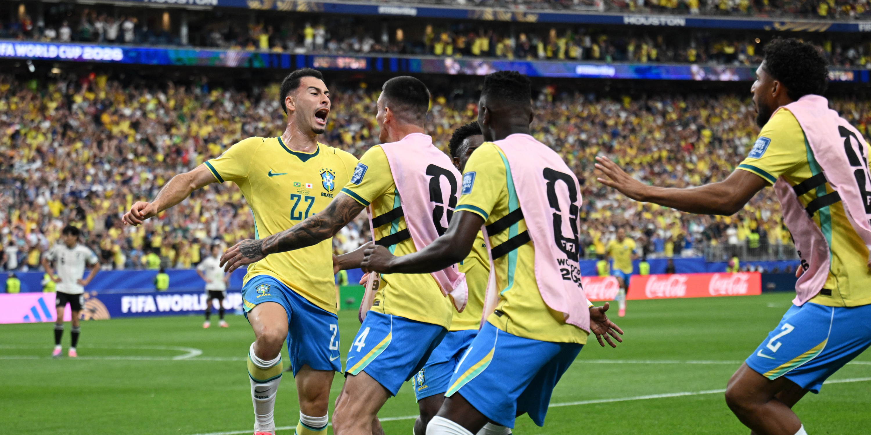 Gabriel Martinelli (Brazil) celebrates vs Japan at World Cup