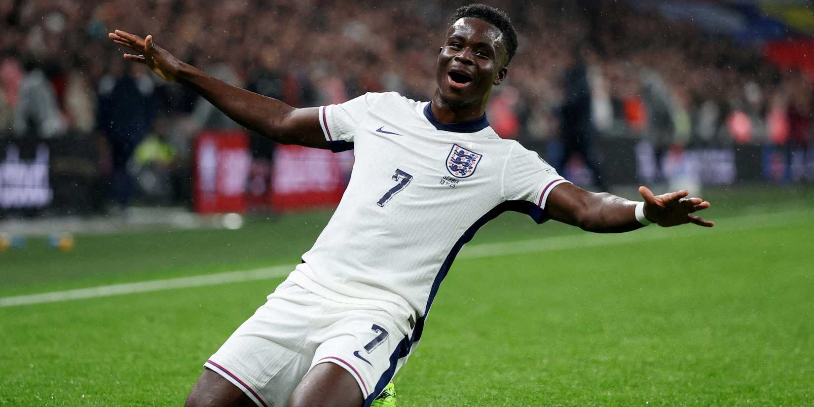 Bukayo Saka in action for England