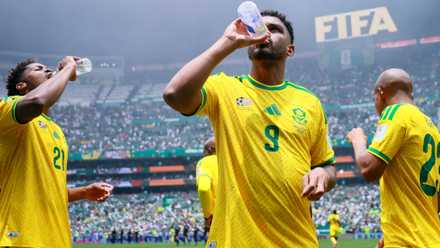 South Africa players drink water during World Cup match vs Mexico