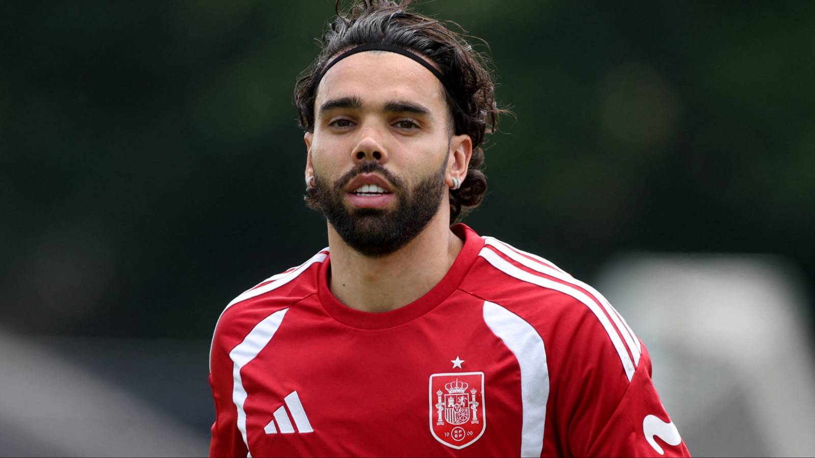 World Cup: David Raya Could Be Playing For England Instead of Spain